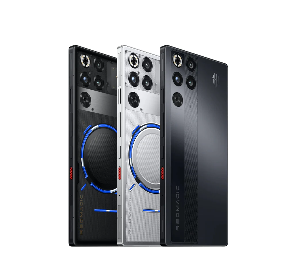 ZTE nubia RedMagic 11 Pro view 3