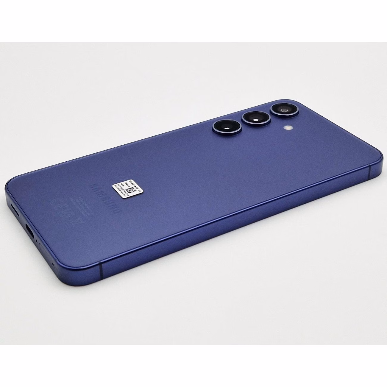 Samsung Galaxy S24 128GB 8GB RAM Cobalt Violet Dual SIM thumbnail 2 (Black)