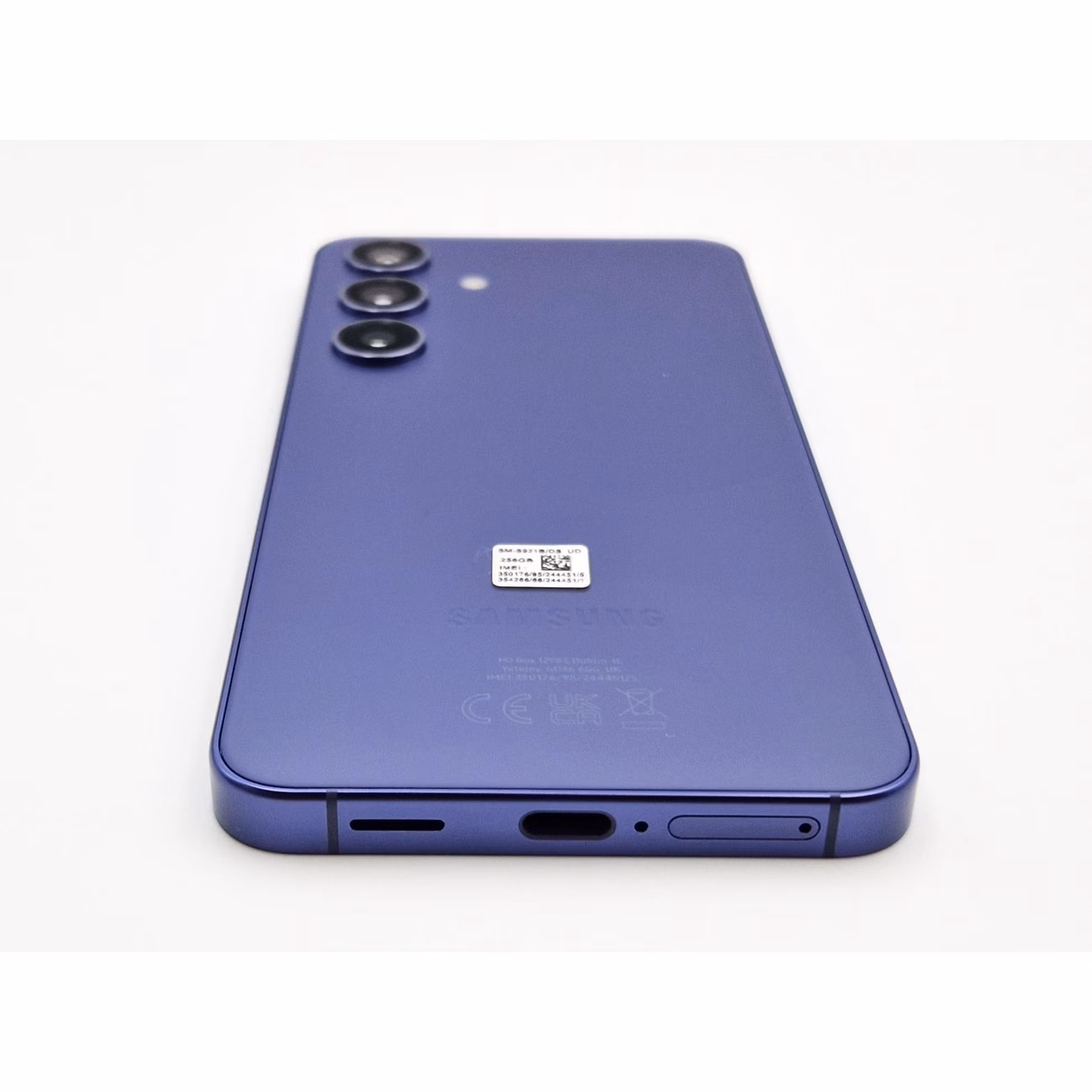 Samsung Galaxy S24 128GB 8GB RAM Cobalt Violet Dual SIM thumbnail 3 (Black)