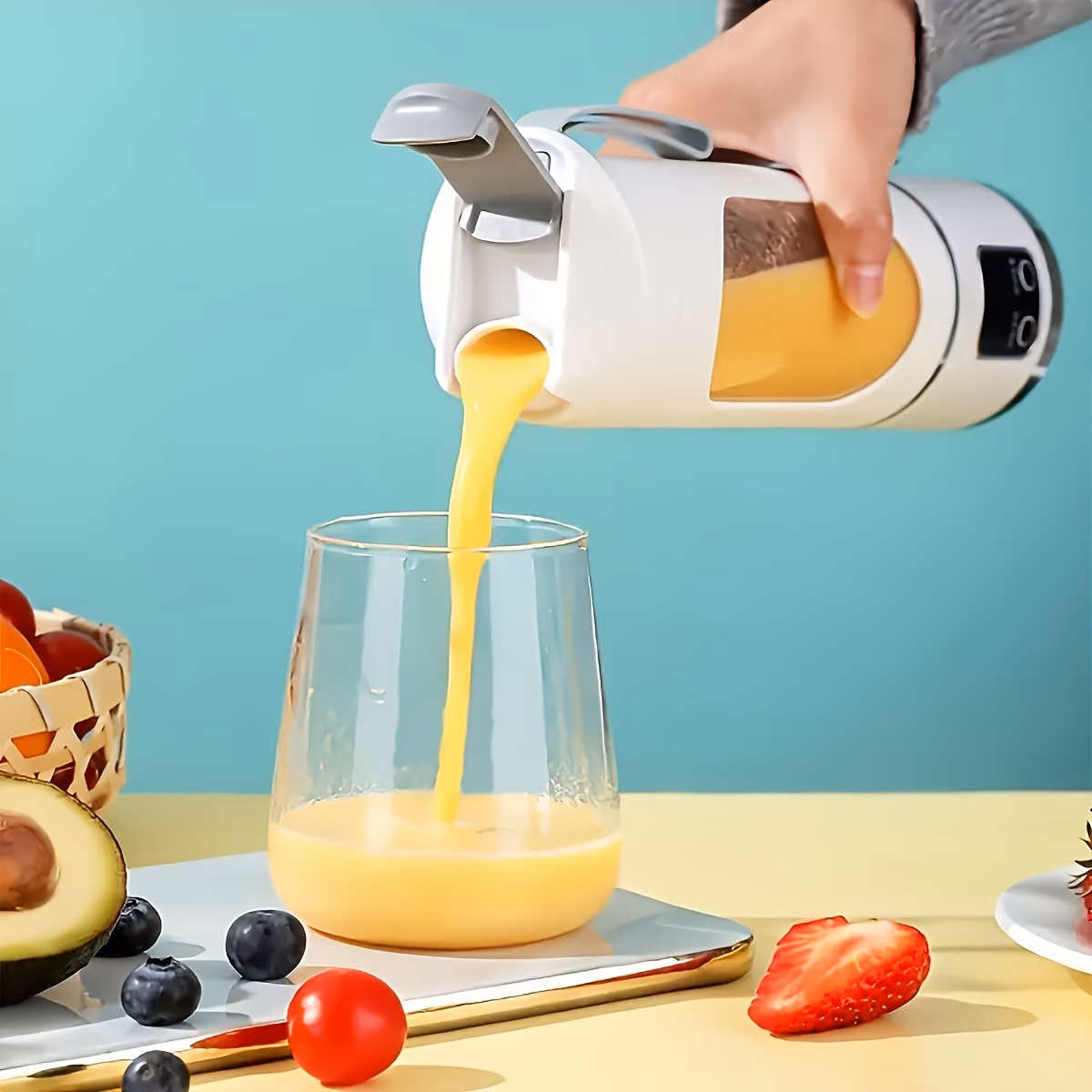 Portable USB-Rechargeable Blender & Juicer - Easy Clean, Perfect for Fruit & Vegetable Drinks, Milkshakes - 10.14oz to 16.91oz Capacity thumbnail 3 (Silver)